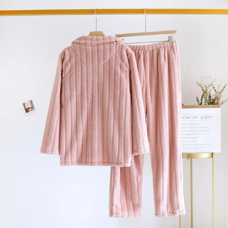 Pyjama chaud en matière pilou de couleur rose pour femme