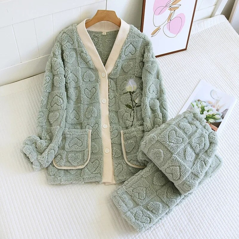 Pyjama femme chaud polaire vert motifs coeurs