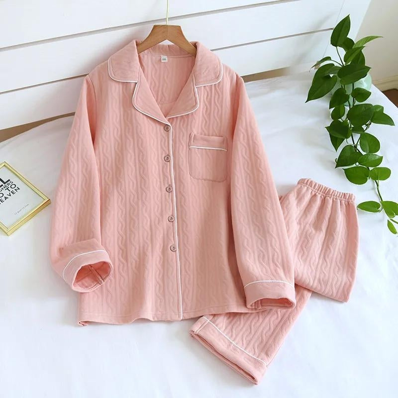 Pyjama gris pour homme et rose pour femme assortis