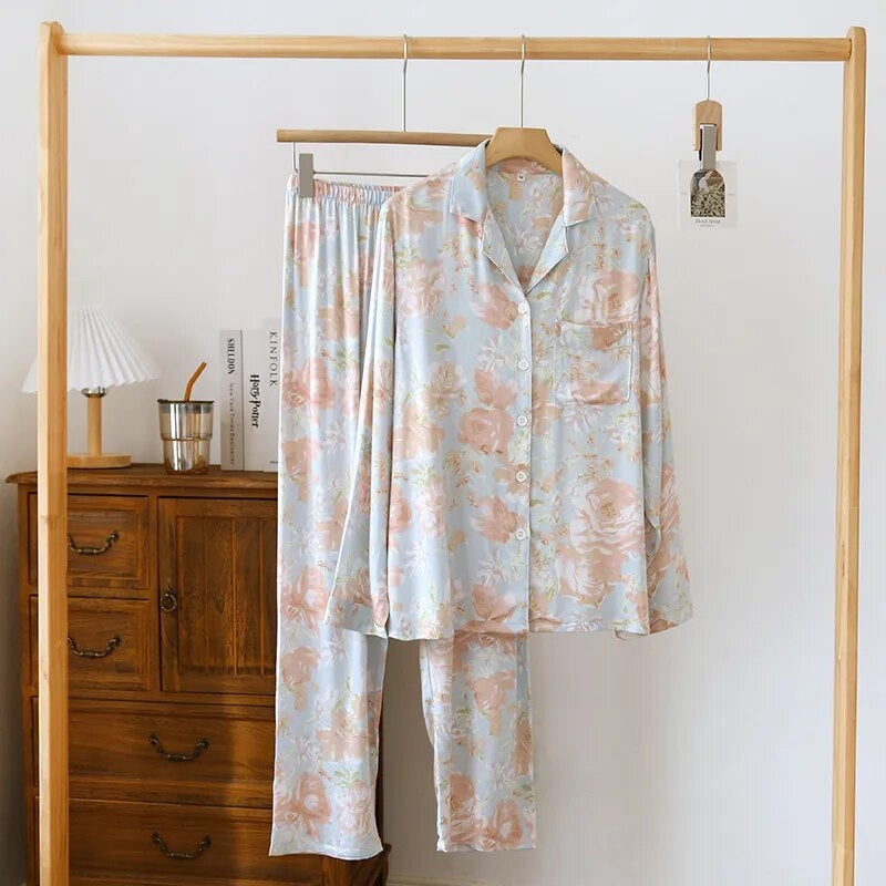 Pyjama satin bleu et rose