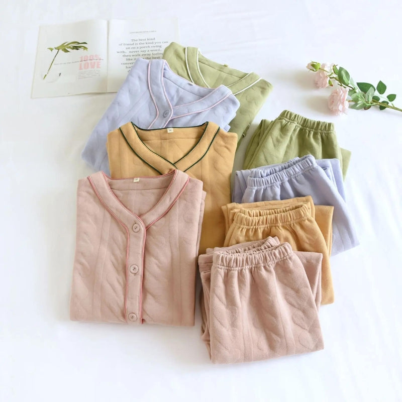 Pyjama de couleur verte en matière flanelle pour femme