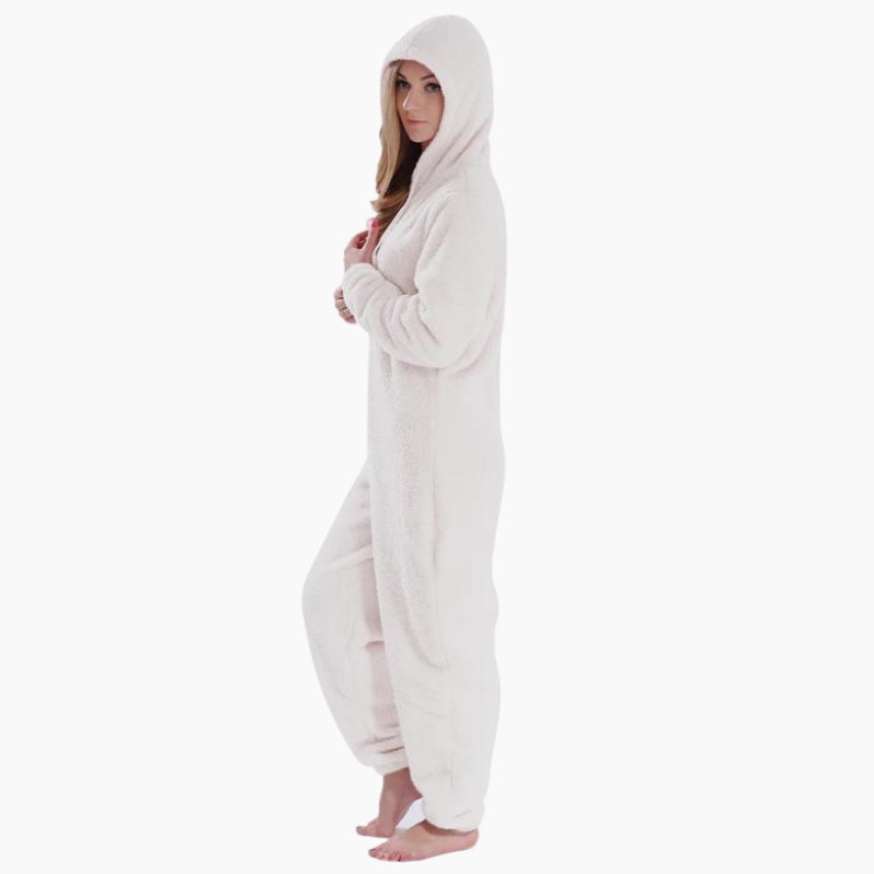 Surpyjama de couleur blanche en matière polaire pour femme